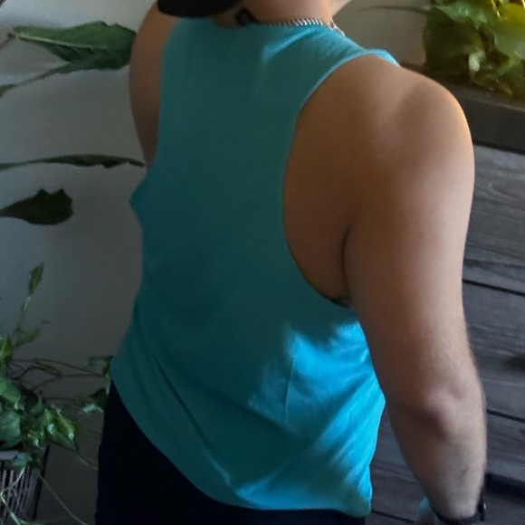 Lululemon Razor Back Tank - Picture 3 of 5